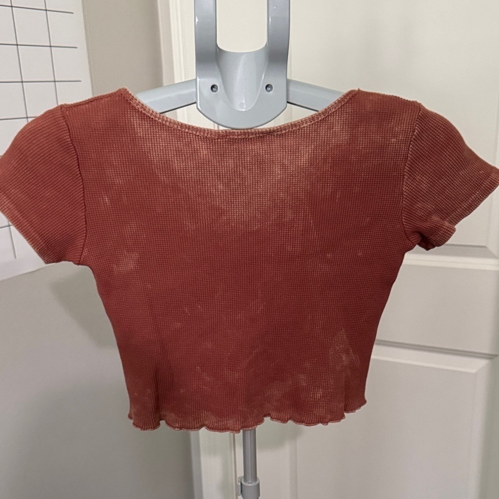 Rust Ribbed Crop Top - Picture 5 of 7